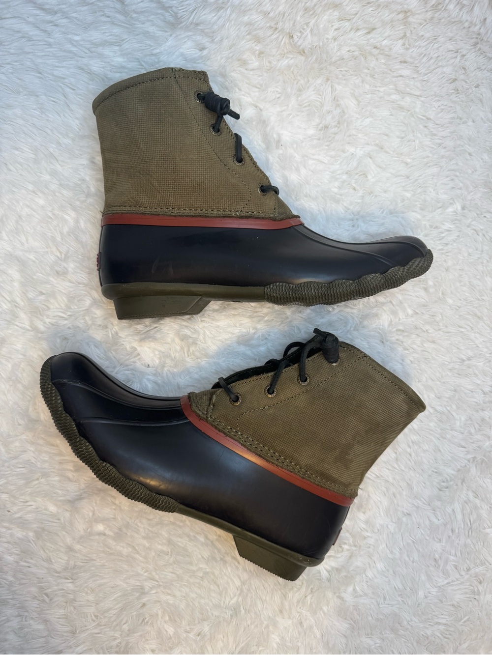 Sperry Saltwater leather pac boots women’s 9.5 US water resistant Olive